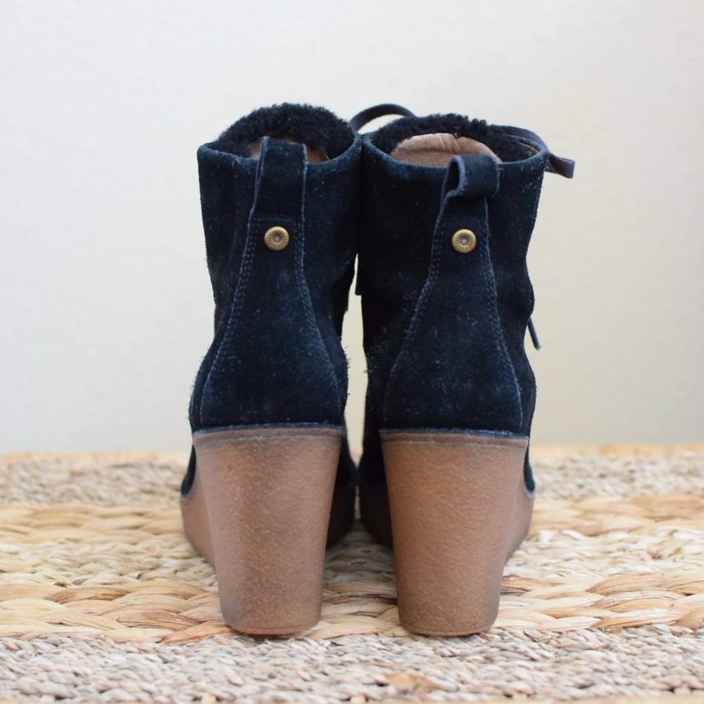 UGG Kiernan Wedge Lace-Up Ankle Boots Black Suede Sheepskin - Picture 6 of 7